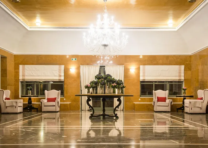 Bella Beach Hotel